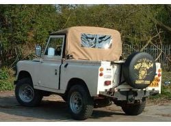 Plane "Truck Cab" LR 88/109" Stayfast schwarz